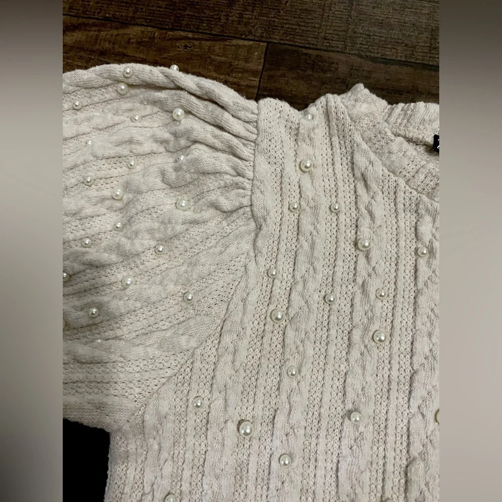 Zara Cream Puff Sleeve Top